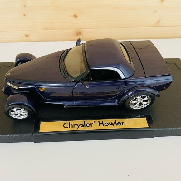 2001 Chrysler Howler Concept Car 1:18 Scale Diecast Motor Max Removable Hardtop - Picture 9 of 11